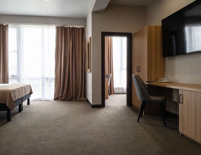 2-комнатный стандарт - Грейс Сария Цандрипш